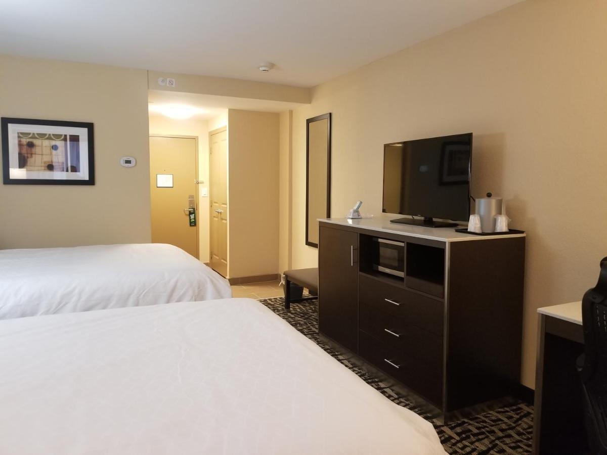 Holiday Inn Poughkeepsie By Ihg Bagian luar foto