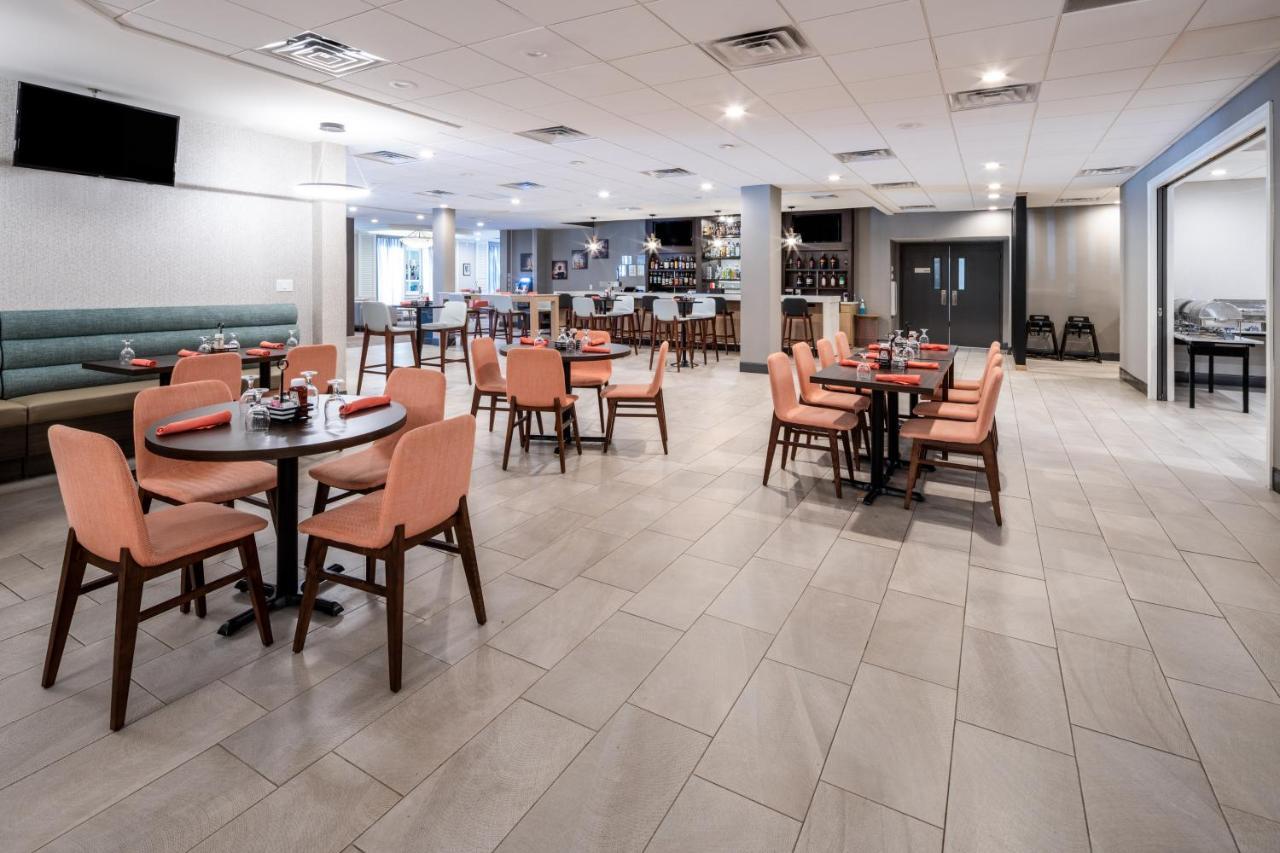 Holiday Inn Poughkeepsie By Ihg Bagian luar foto