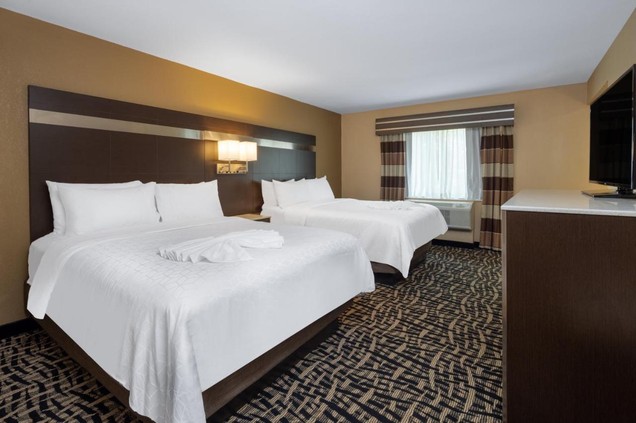 Holiday Inn Poughkeepsie By Ihg Bagian luar foto